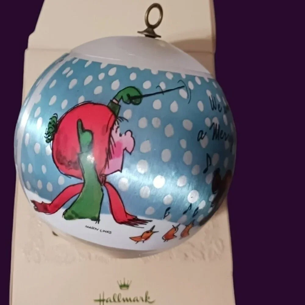 Hallmark vtg satin christmas ball ornament 1980